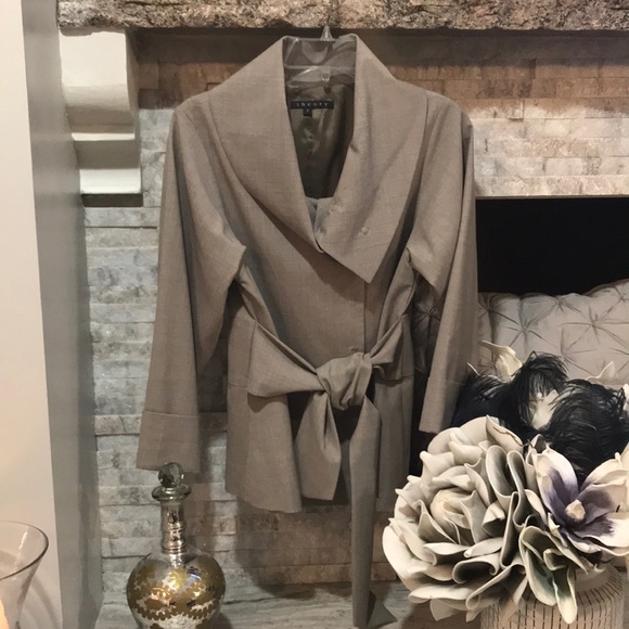 Theory Suit: Jacket- small, Skirt- 4. - Picture 2 of 4